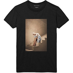 Ariana Grande Unisex T-Shirt: Staircase