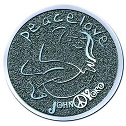 John Lennon Pin Badge: Peace & Love